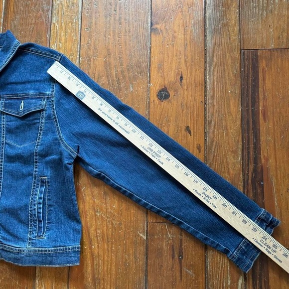 Denim jacket - Picture 6 of 7